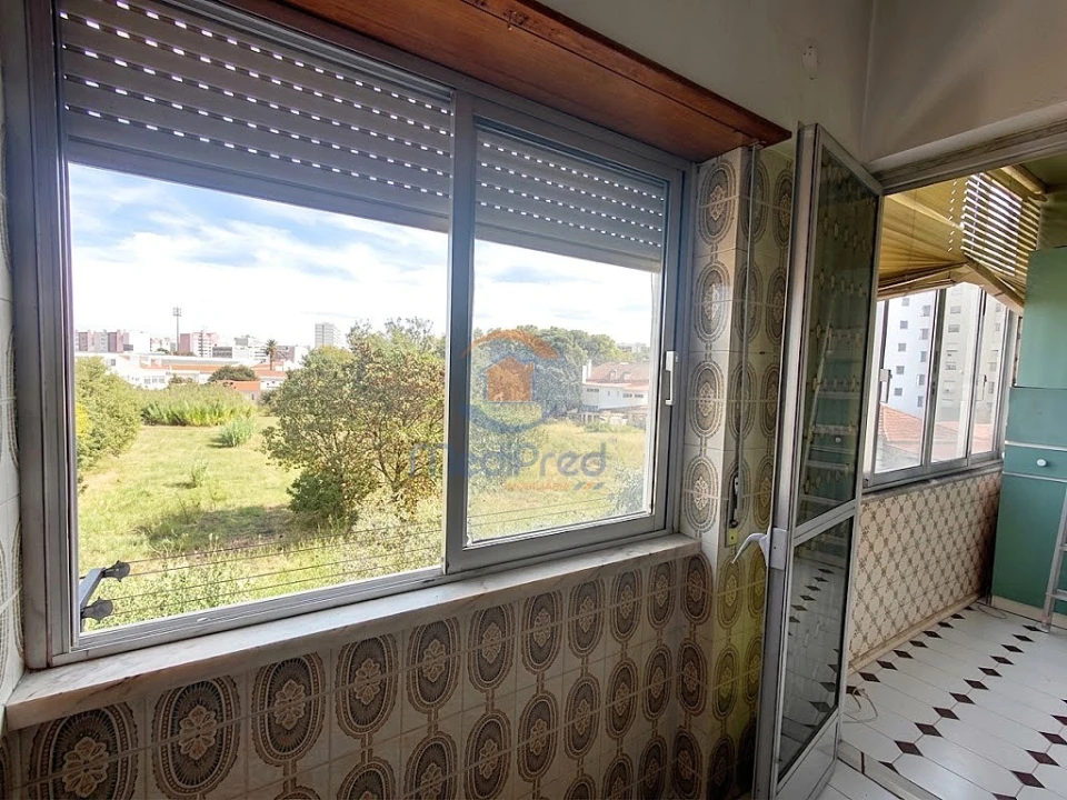 Apartamento T4 para Venda em União das Freguesias de Setúbal Foto 5