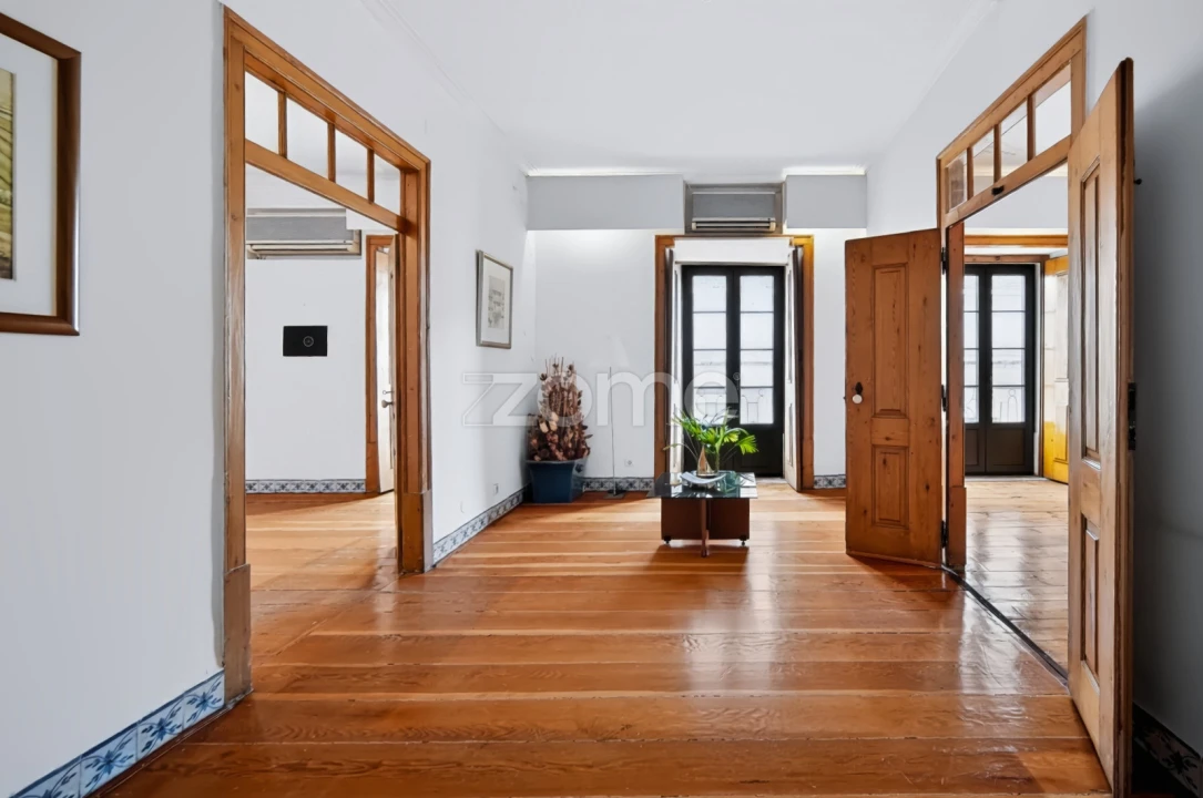 Apartamento T14 para Venda em Santo António Foto 18