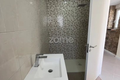 Moradia T3 para Venda em Casal Comba