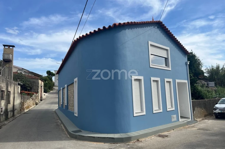 Moradia T3 para Venda em Casal Comba Foto 33