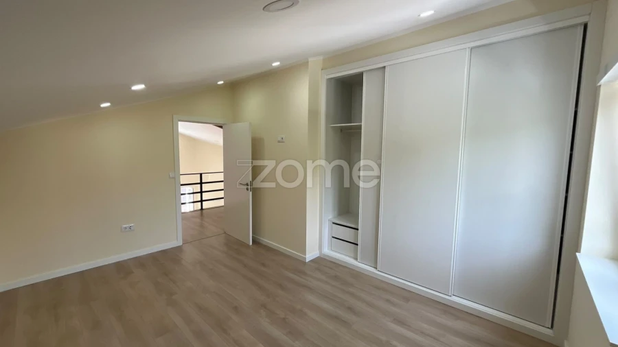 Moradia T3 para Venda em Casal Comba