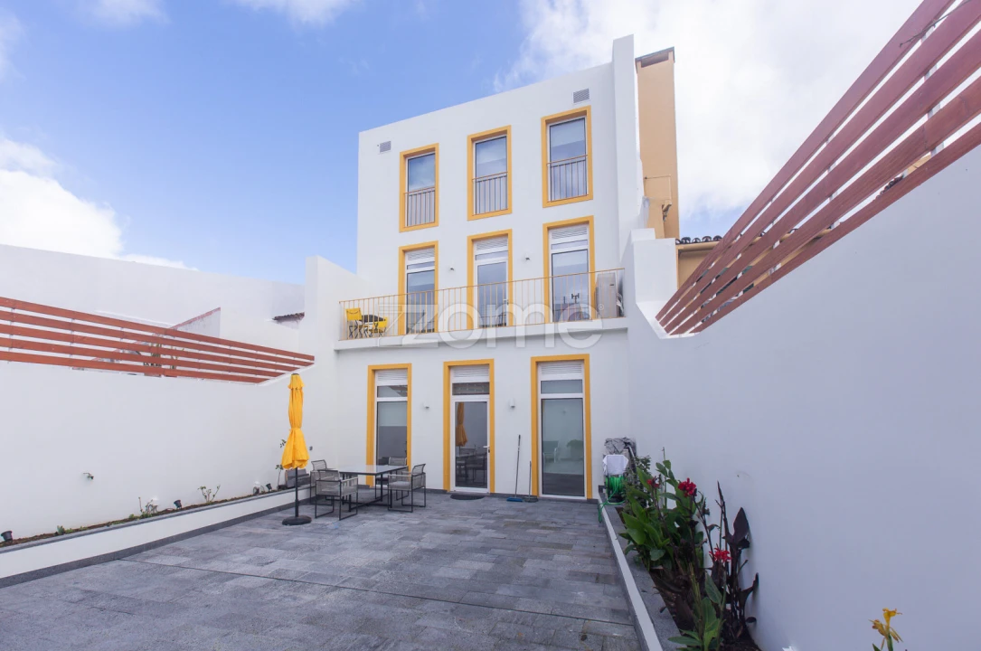 Moradia T2 para Venda em Ponta Delgada (São José) Foto 14