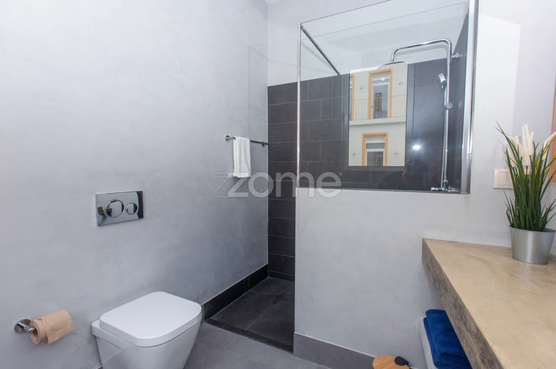 Moradia T2 para Venda em Ponta Delgada (São José) Foto 22