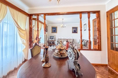 Moradia T4 para Venda em Santo Antonio
