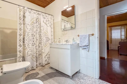 Moradia T4 para Venda em Santo Antonio