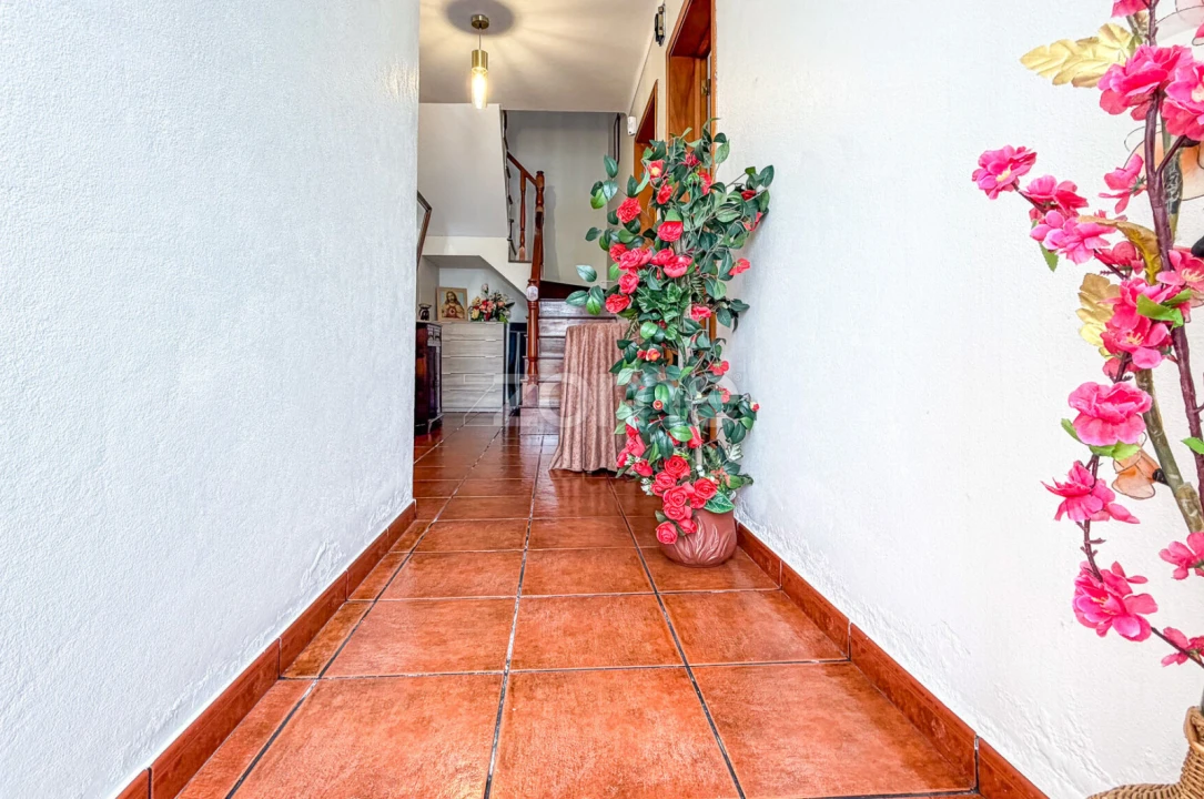 Moradia T4 para Venda em Santo Antonio Foto 3