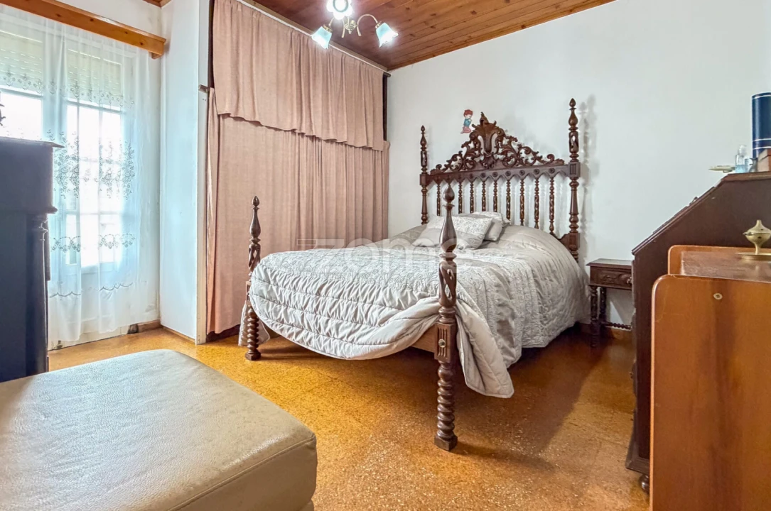 Moradia T4 para Venda em Santo Antonio Foto 19