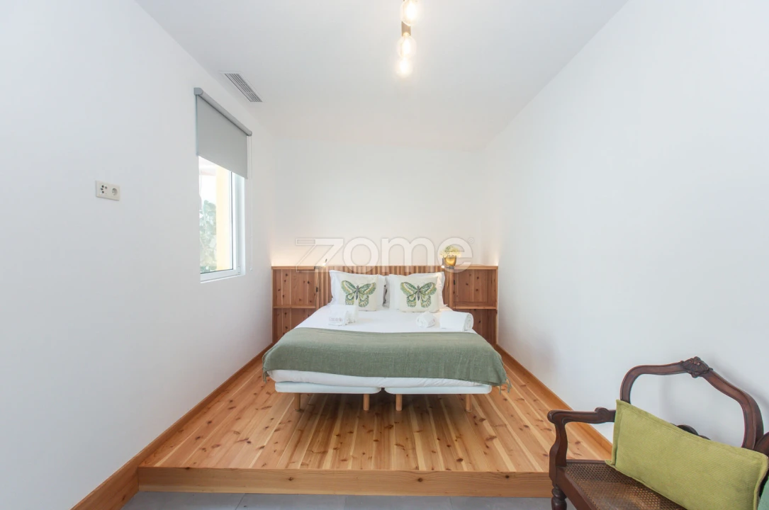 Moradia T2 para Arrendamento em Ponta Delgada (São José) Foto 14