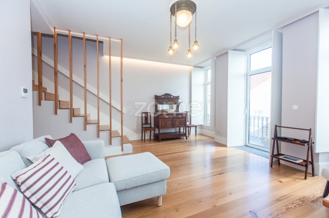 Apartamento T2 para Arrendamento em Ponta Delgada (São José) Foto 2