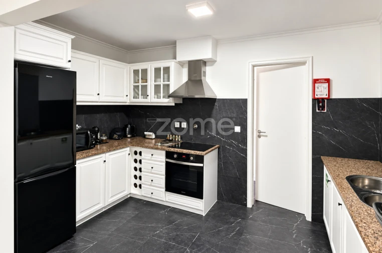 Apartamento T2 para Arrendamento em Capelas Foto 5