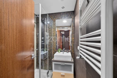 Apartamento T3 para Venda em Ramada e Caneças