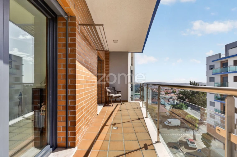 Apartamento T3 para Venda em Ramada e Caneças Foto 22
