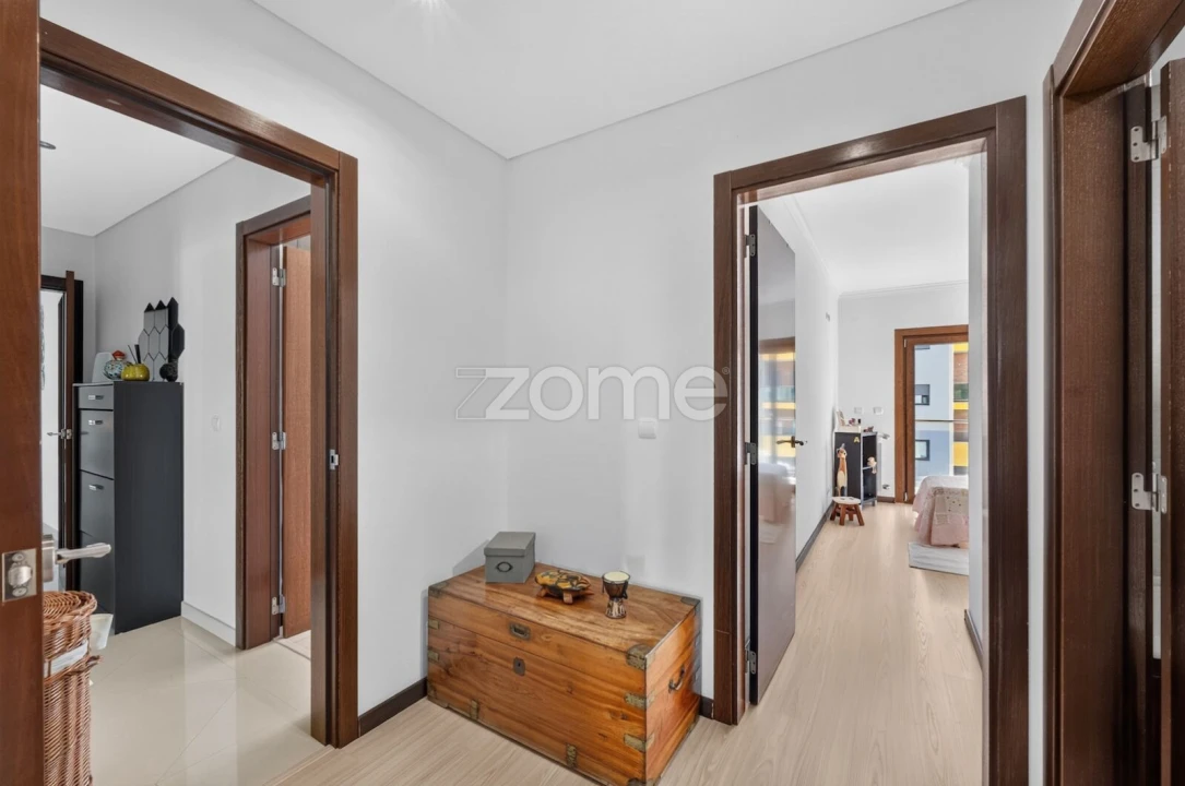Apartamento T3 para Venda em Ramada e Caneças Foto 19