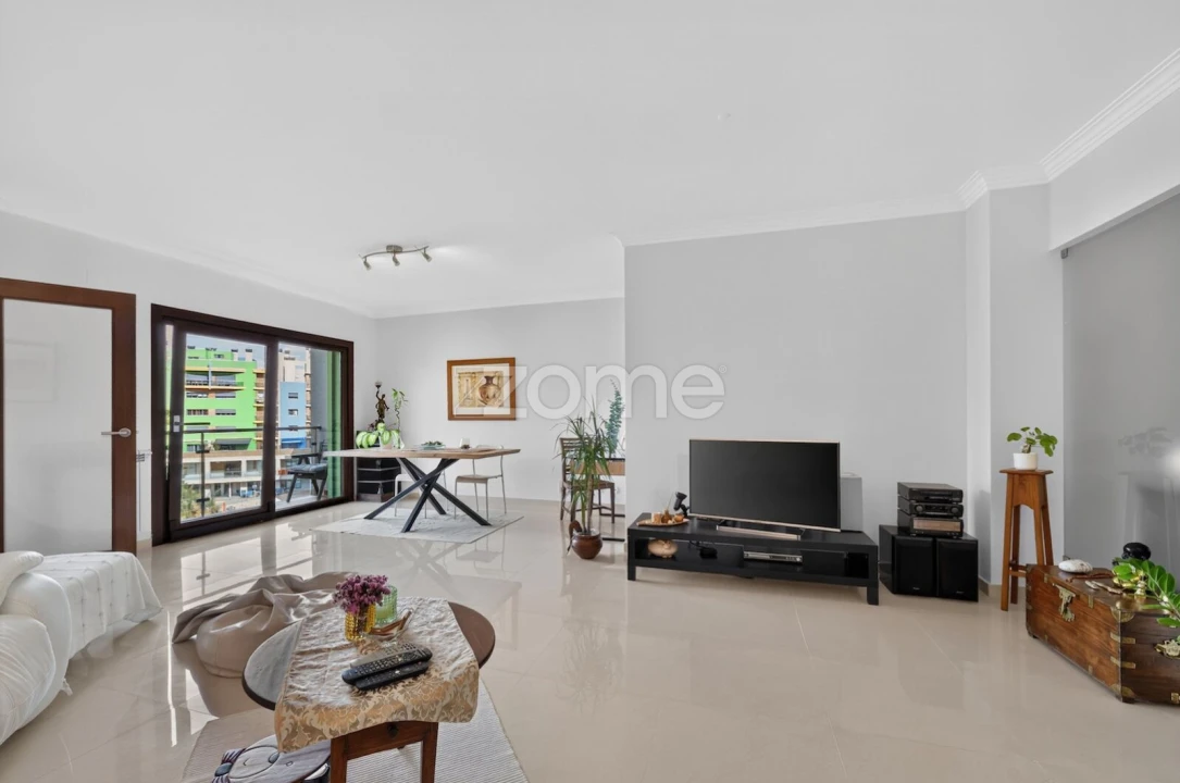 Apartamento T3 para Venda em Ramada e Caneças Foto 1