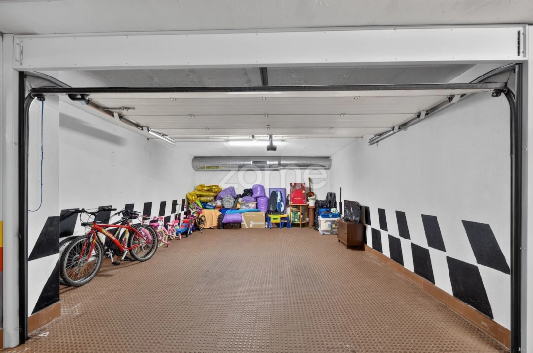 Apartamento T3 para Venda em Ramada e Caneças Foto 27