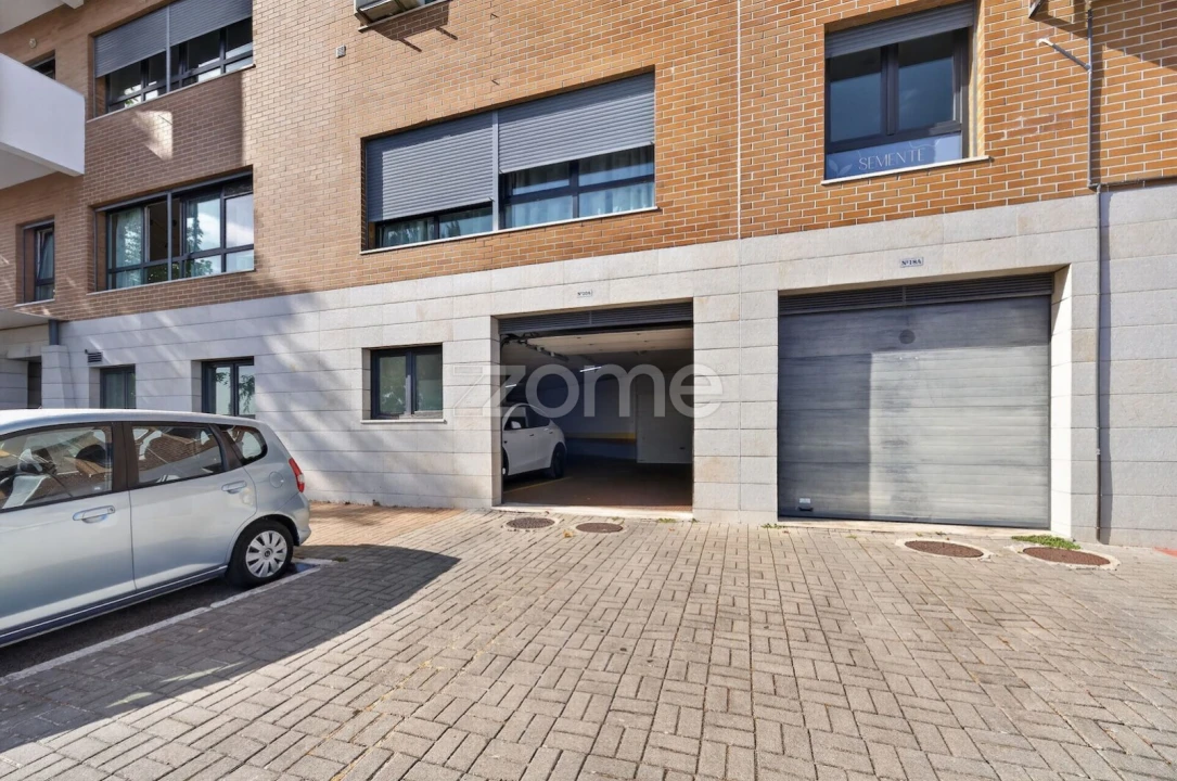 Apartamento T3 para Venda em Ramada e Caneças Foto 29