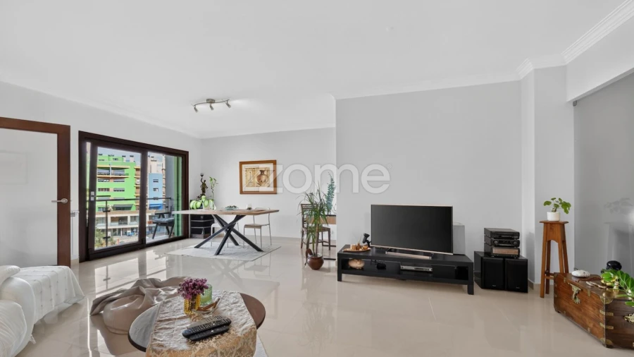 Apartamento T3 para Venda em Ramada e Caneças