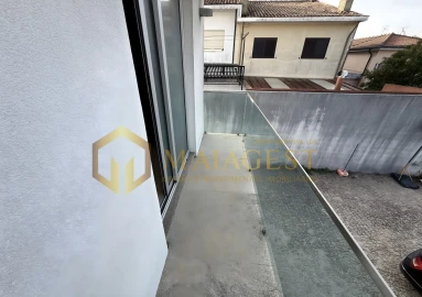 Moradia T4 para Venda em Oliveira do Douro