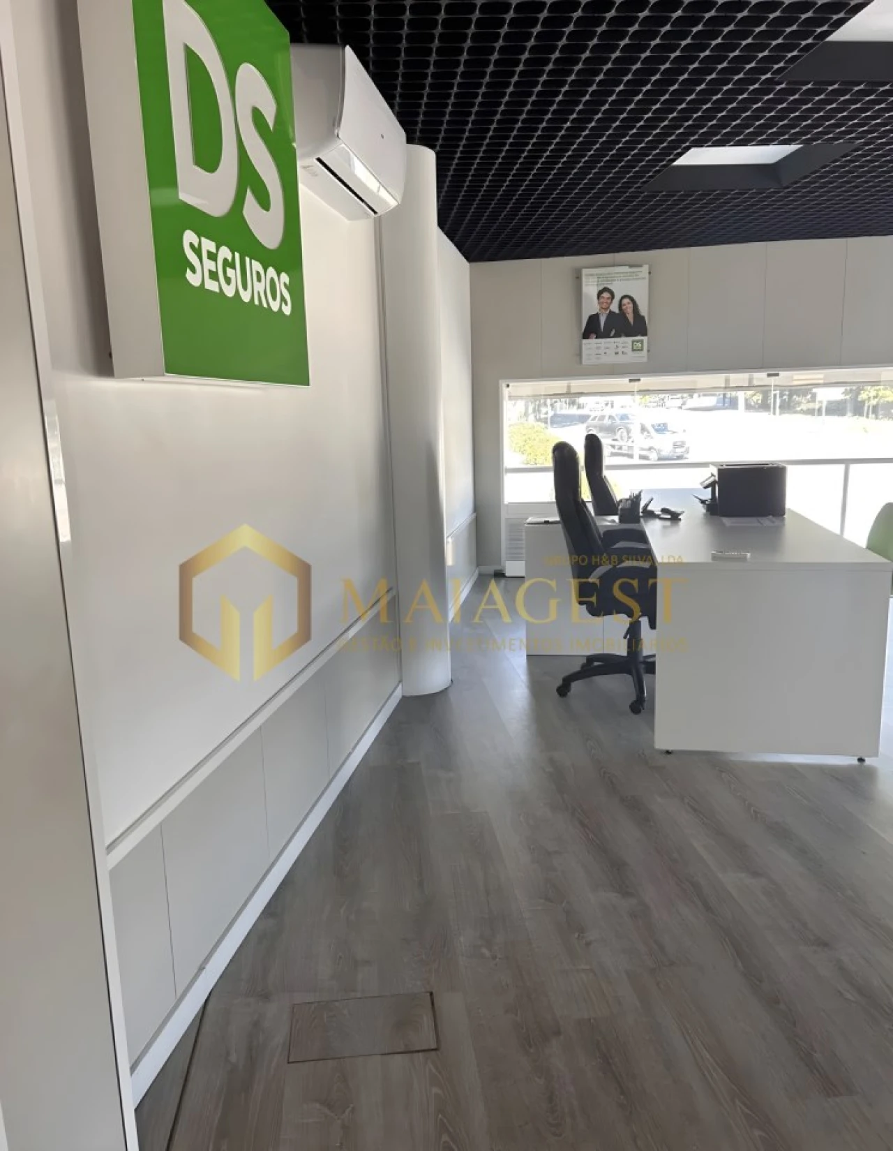 Loja para Arrendamento em Ramalde Foto 7