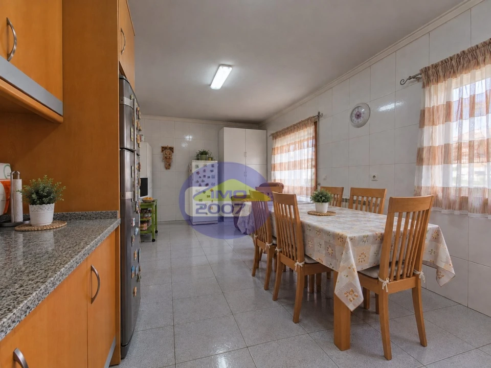 Moradia T3 para Venda em Fiães Foto 8