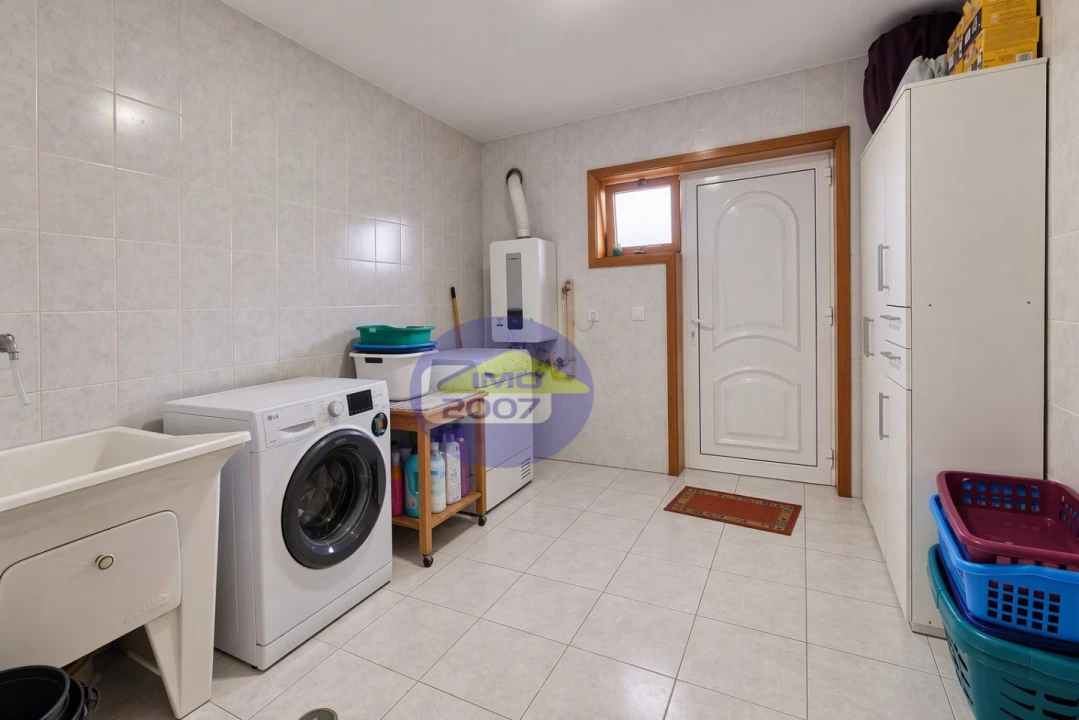 Moradia T3 para Venda em Fiães Foto 30
