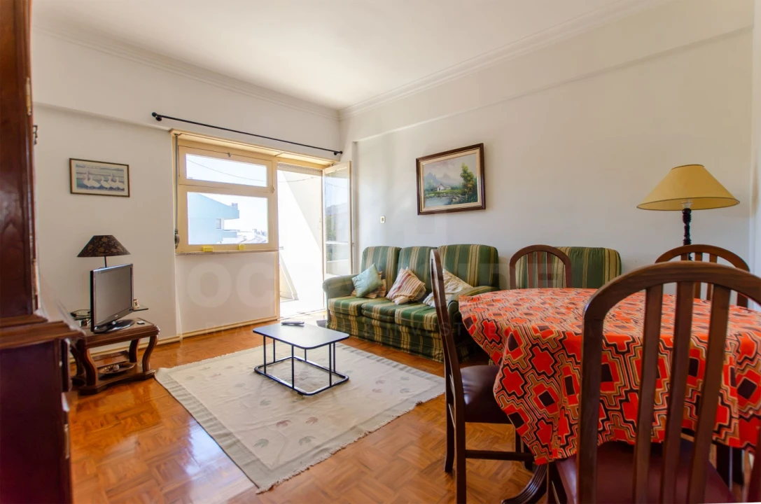 Apartamento T2 para Venda em Oeiras e São Julião da Barra, Paço de Arcos e Caxias Foto 1