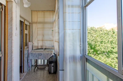 Apartamento T2 para Venda em Oeiras e São Julião da Barra, Paço de Arcos e Caxias