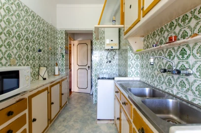 Apartamento T2 para Venda em Oeiras e São Julião da Barra, Paço de Arcos e Caxias