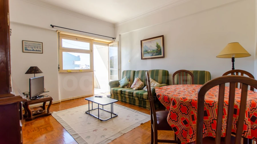 Apartamento T2 para Venda em Oeiras e São Julião da Barra, Paço de Arcos e Caxias