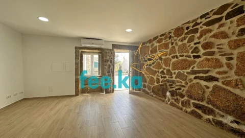 Moradia T3 para Arrendamento em Freixial e Juncal do Campo