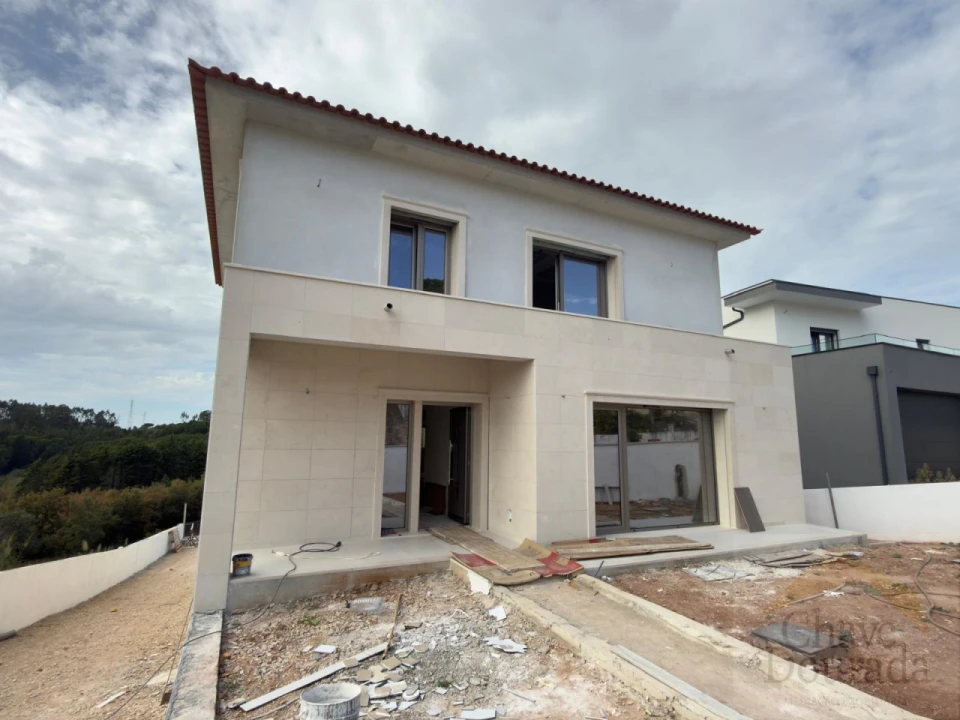 Moradia T4 para Venda em Assafarge e Antanhol Foto 2