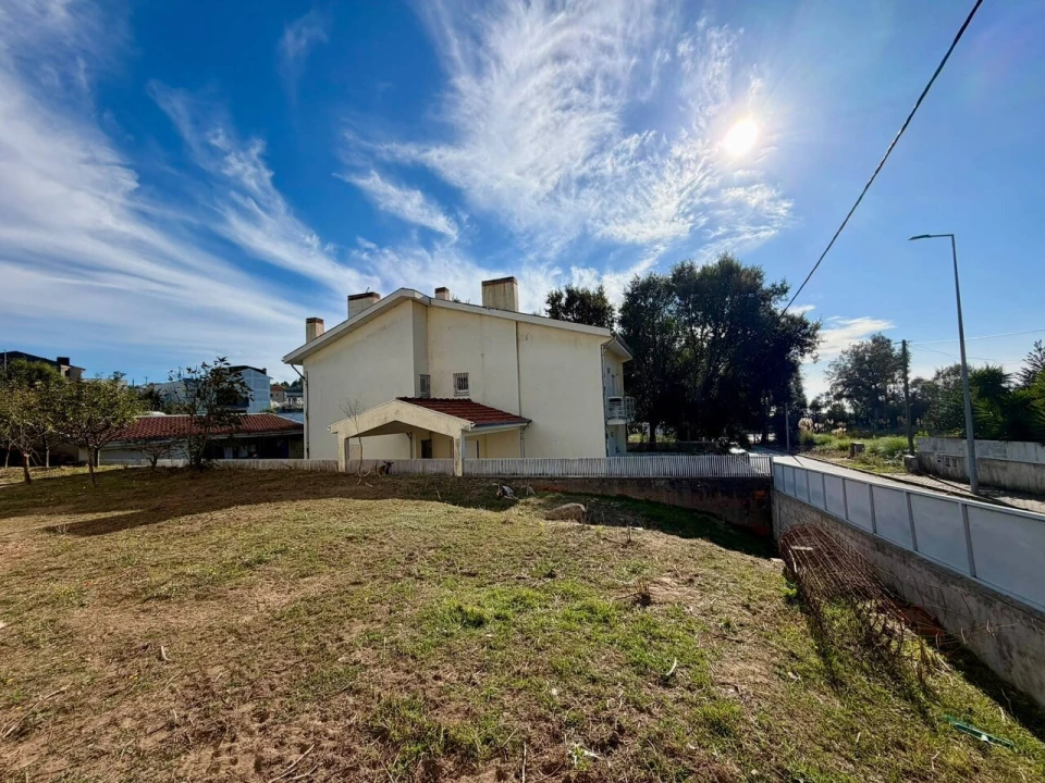 Terreno para Venda em Pedroso e Seixezelo Foto 3