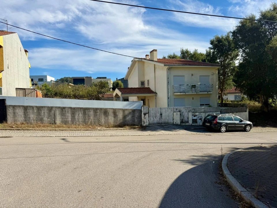Terreno para Venda em Pedroso e Seixezelo Foto 9