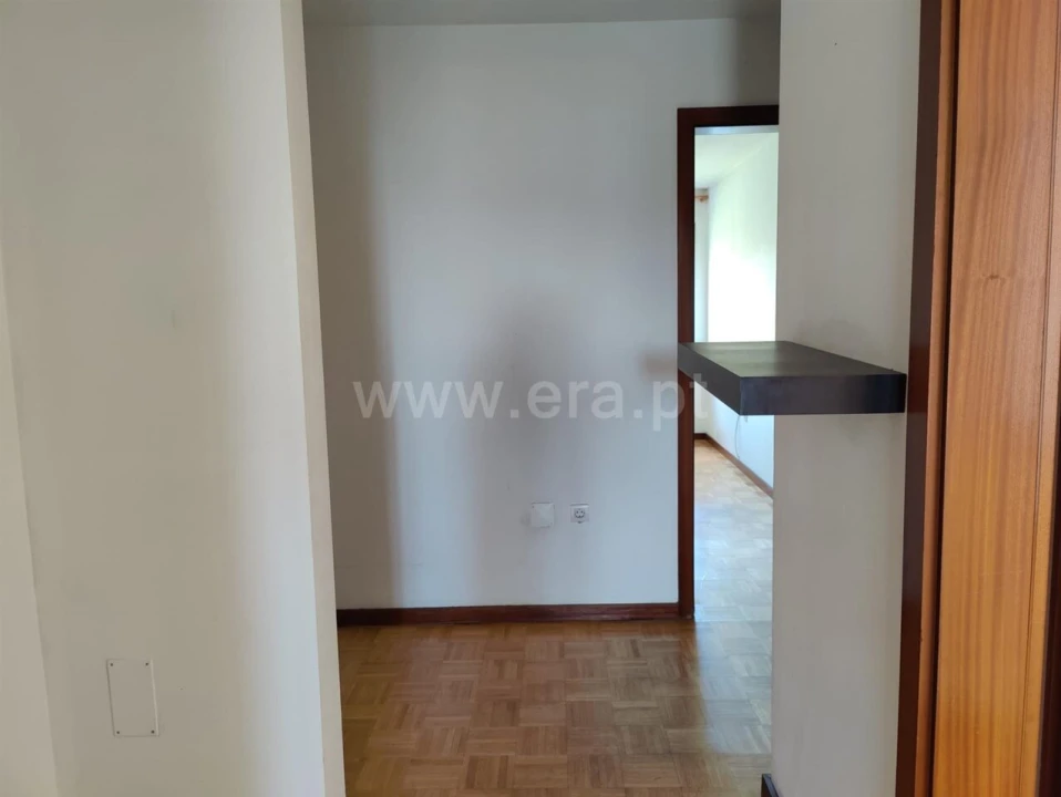 Apartamento T2 para Venda em Avintes Foto 5