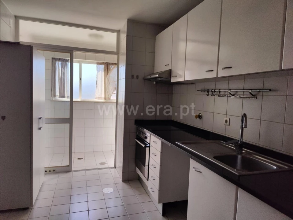 Apartamento T2 para Venda em Avintes Foto 6
