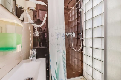 Apartamento T5 para Venda em Penha de França