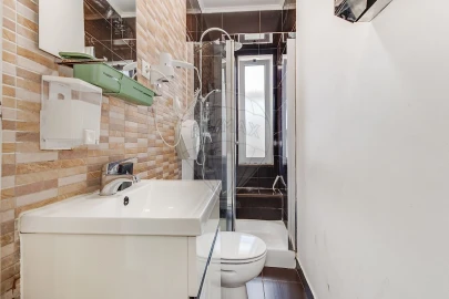 Apartamento T5 para Venda em Penha de França