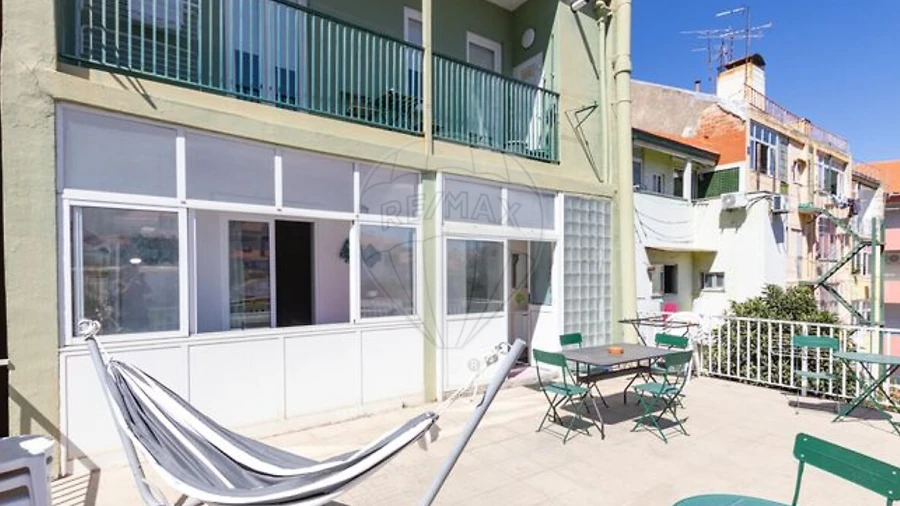 Apartamento T5 para Venda em Penha de França