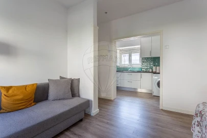 Apartamento T1 para Venda em Alvalade