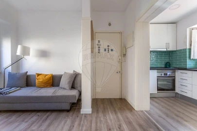 Apartamento T1 para Venda em Alvalade