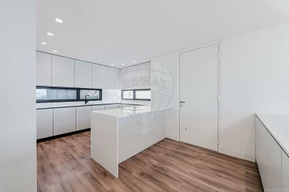 Moradia T4 para Venda em Colares