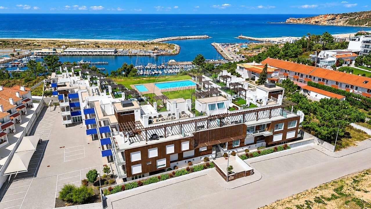 Apartamento T2 para Venda em Nazare Foto 1