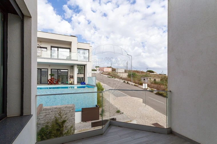 Moradia T3 para Venda em Lourinhã e Atalaia Foto 18