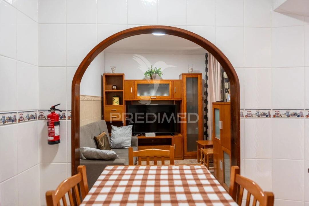 Apartamento T3 para Venda em Nazare Foto 3