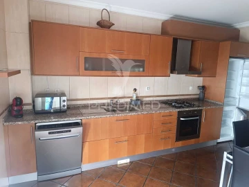 Apartamento T2 para Venda em Peso da Régua e Godim