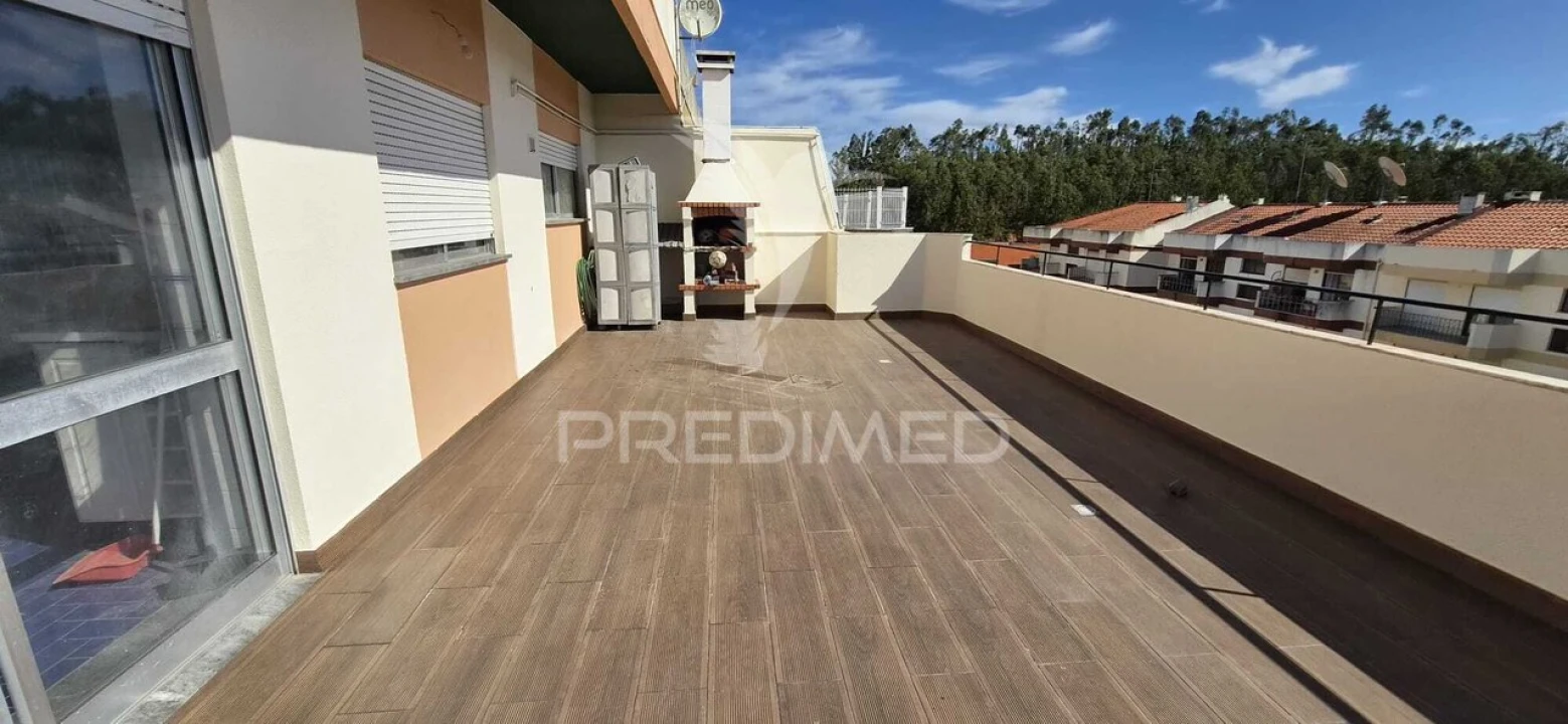 Apartamento T2 para Venda em Leiria, Pousos, Barreira e Cortes Foto 2