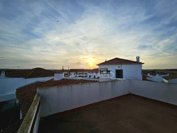 Moradia T3 para Venda em Santa Barbara de Padrões
