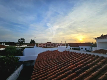 Moradia T3 para Venda em Santa Barbara de Padrões