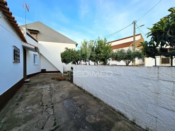 Moradia T3 para Venda em Santa Barbara de Padrões