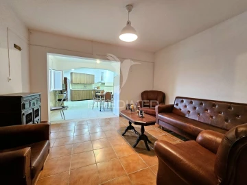 Moradia T3 para Venda em Santa Barbara de Padrões